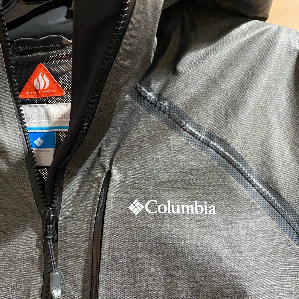 Columbia Jacket (Perfect Condition) - image 5